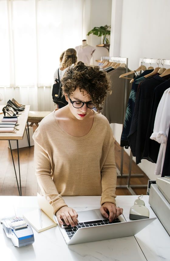 Subvenciones para la modernización digital de las PYMES comerciales y artesanas de Andalucía