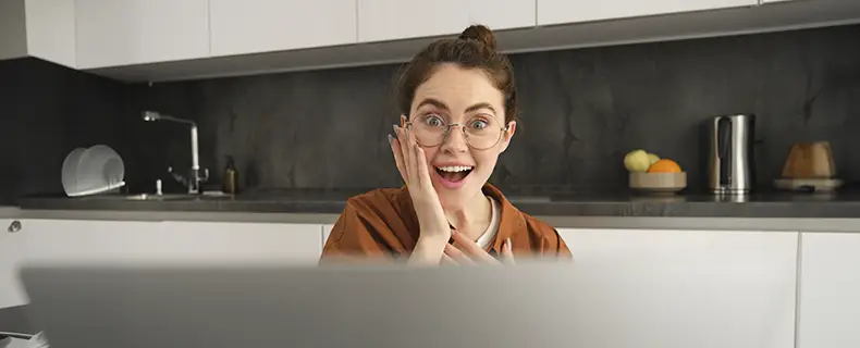Llévate el nuevo MacBook Air M4 con ayuda del Kit Digital 1 Llévate el nuevo MacBook Air M4 con ayuda del Kit Digital